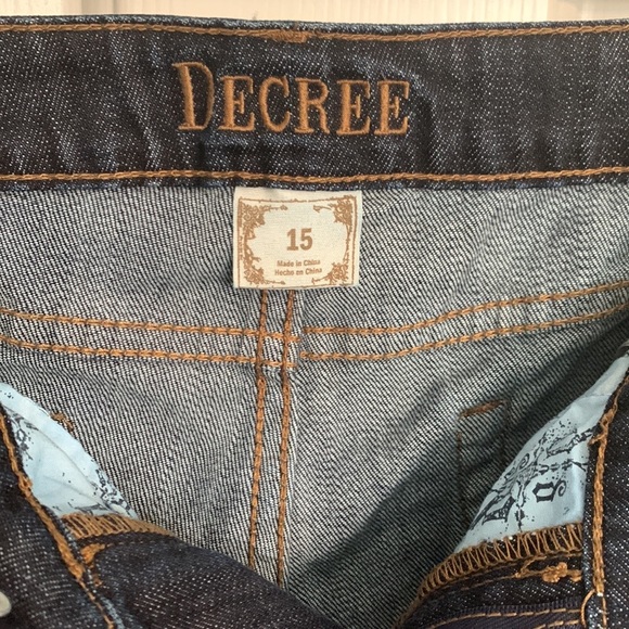 Decree Distressed Super Skinny Jeans, Junior Size 15, Darker Blue Whiskered GUC - Picture 2 of 14